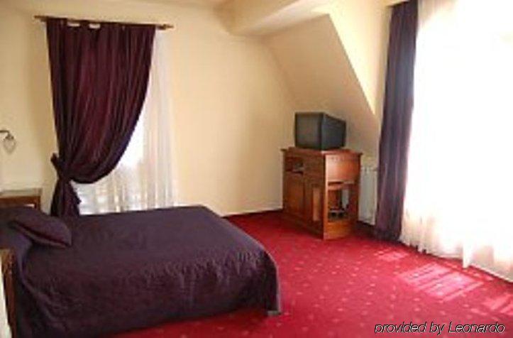 Elite Hotel Oradea Kamer foto