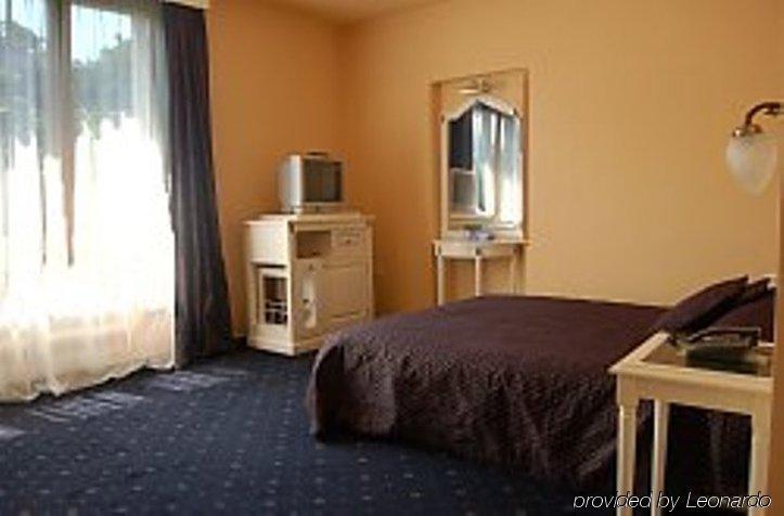 Elite Hotel Oradea Kamer foto